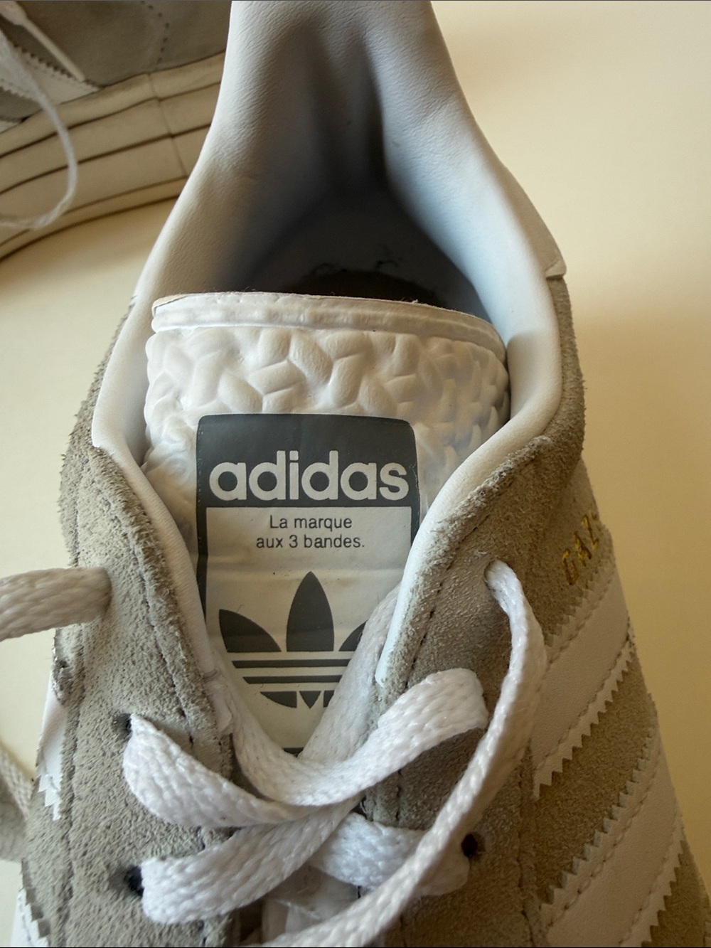 Adidas Gazelle Platform Sneakers Women’s Light Gray Suede White Stripe Shoes - Picture 6 of 11